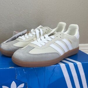 Adidas Samba White and Gray Shoes